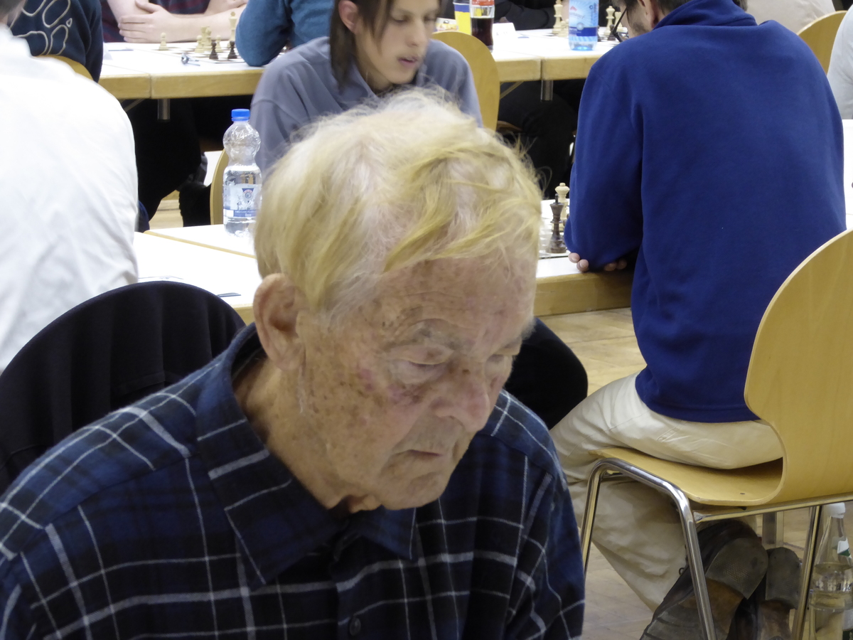 p1000978